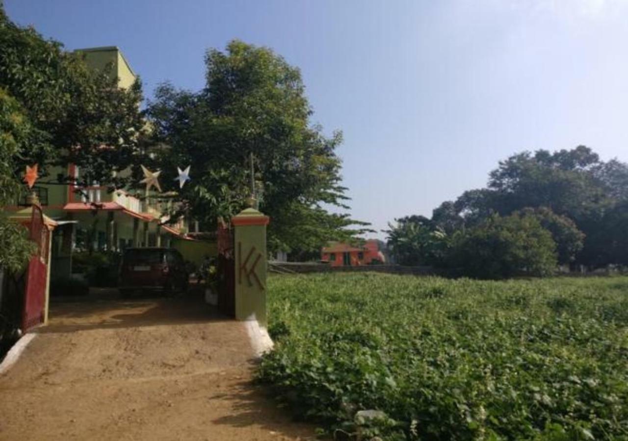 Kozee Kaves Hotel Yelagiri Exterior photo