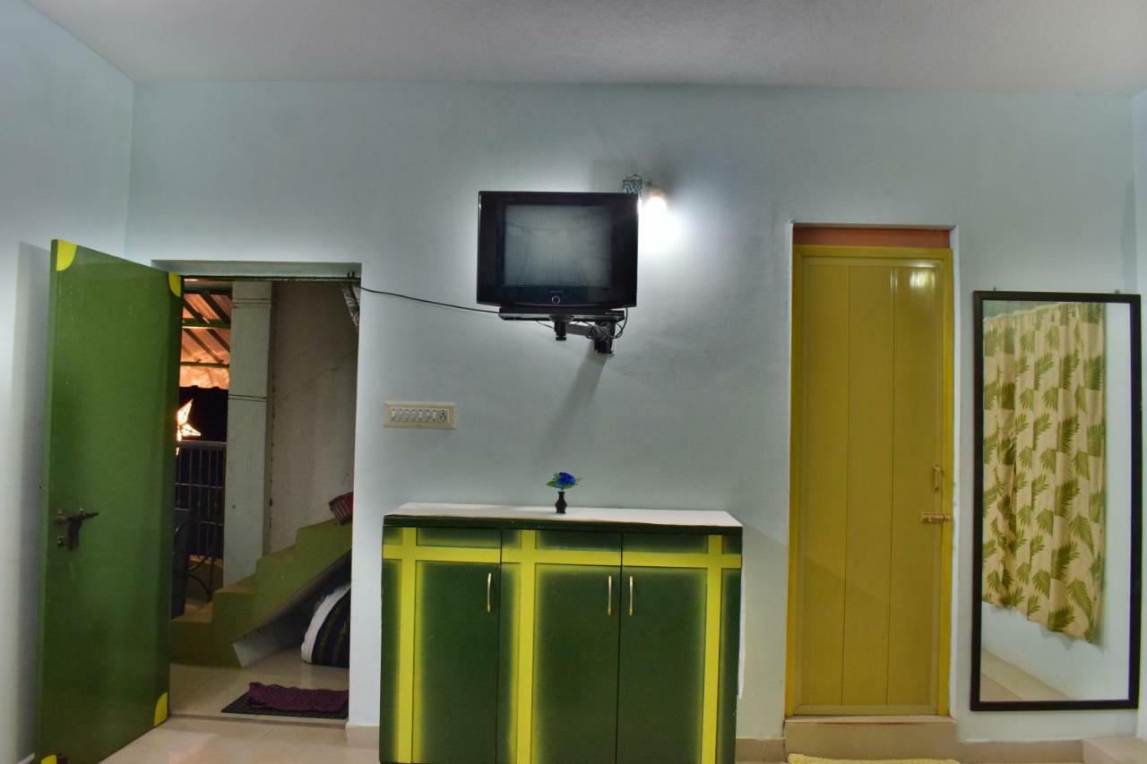 Kozee Kaves Hotel Yelagiri Exterior photo
