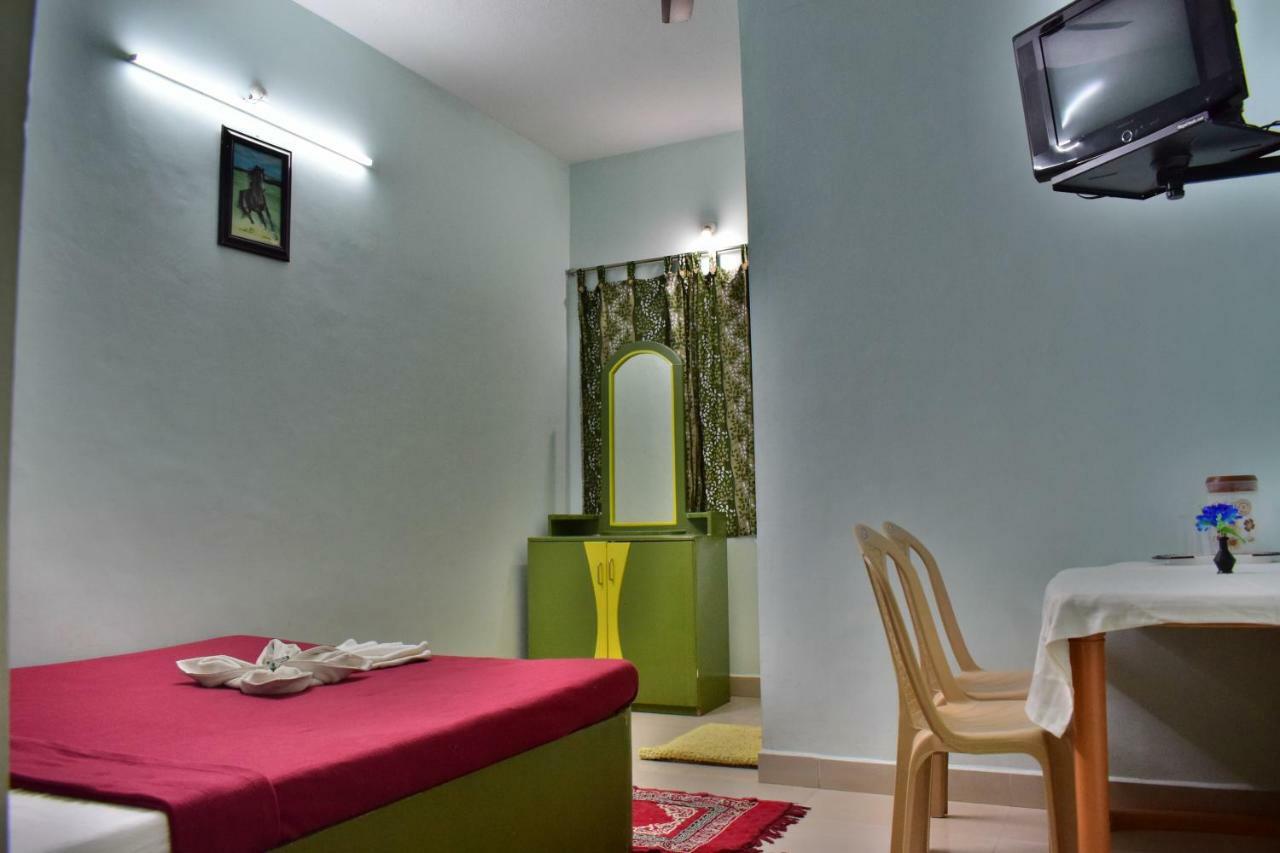Kozee Kaves Hotel Yelagiri Exterior photo