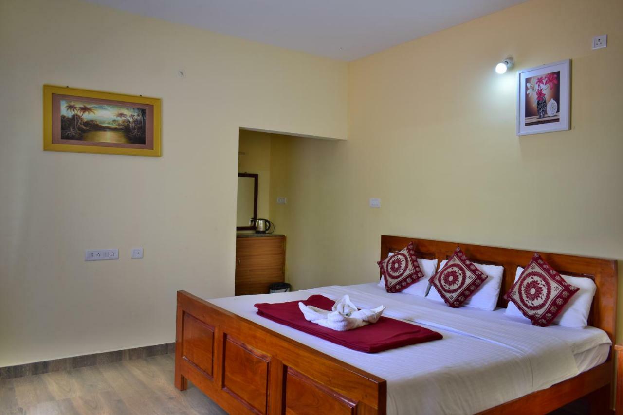 Kozee Kaves Hotel Yelagiri Exterior photo